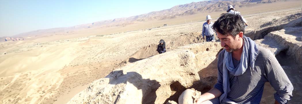 Une porte s'ouvre sur l'histoire de l'Iran – François DESSET