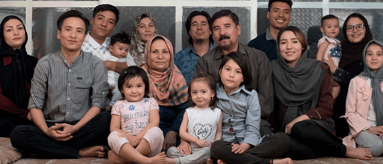 The silhouettes – De Afsaneh SALARI